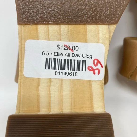 Nisolo Ellie All Day Clog Sandals - Picture 9 of 11